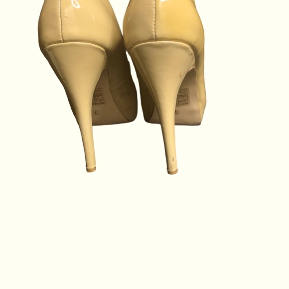 DV DOLCE VITA BALKO Nude Patent Leather Women’s Designer Shoes Pumps Heels EUC - Picture 4 of 5